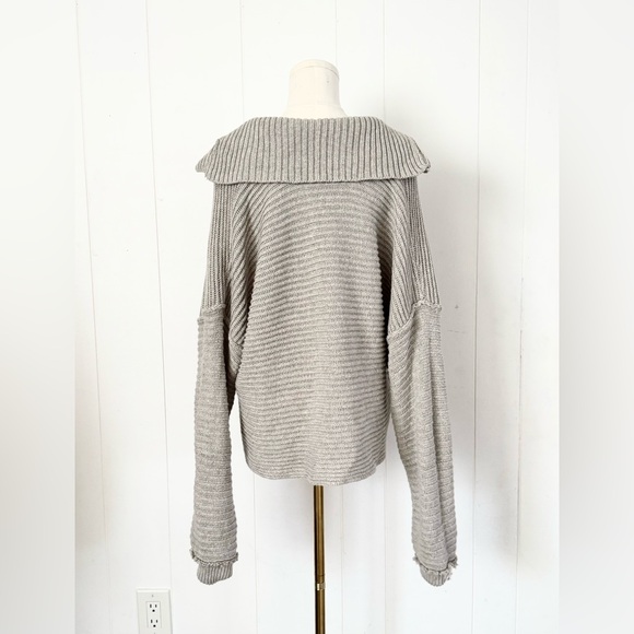 Free People Marlie Oversized Pullover Sweater Small - Picture 3 of 6